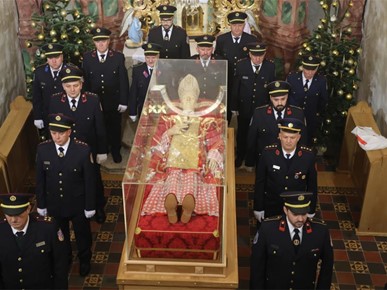 /A/2025/12/[UŽIVO] Povratak relikvija bl Alojzija Stepinca u Zagreb i zatvaranje Jubilejske godineNovi direktorij/251228 Zatvaranje Jubilejske godine - misa u Krašiću (10).jpeg